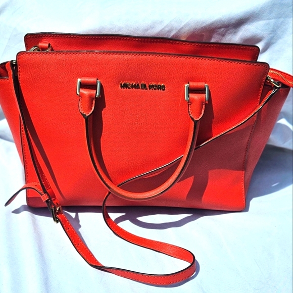 Michael Kors Selma Large Red Saffiano Leather Purse Crossbody Double Handle Bag - Picture 1 of 9
